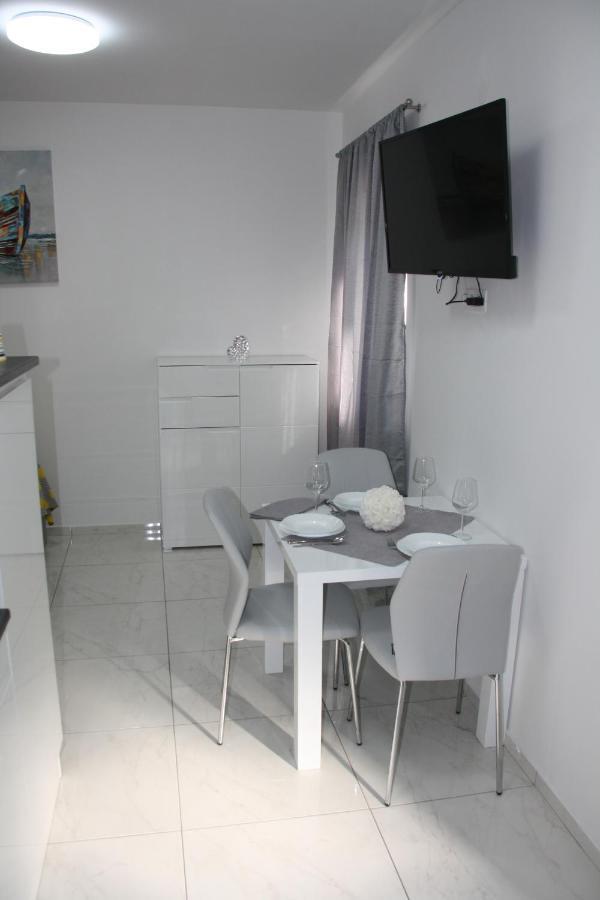 Ferienwohnung Lea Šibenik Exterior foto