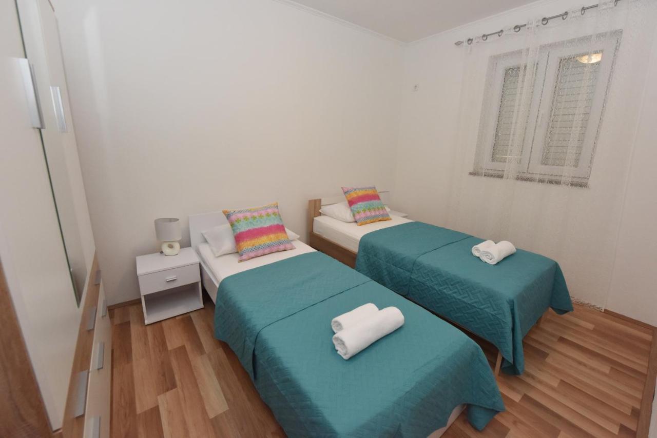 Ferienwohnung Lea Šibenik Exterior foto